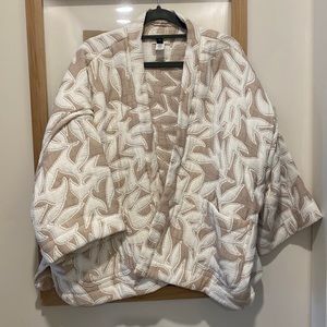 Quilted short kimono